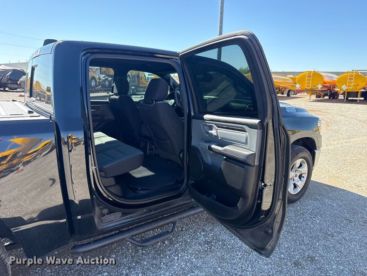 image for item ET6124 2023 RAM 1500 Big Horn Crew Cab pickup truck