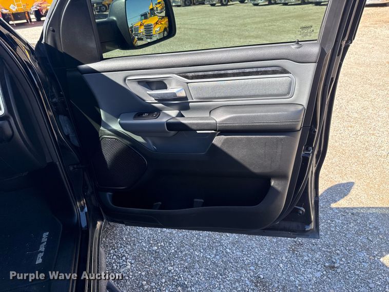 image for item ET6124 2023 RAM 1500 Big Horn Crew Cab pickup truck