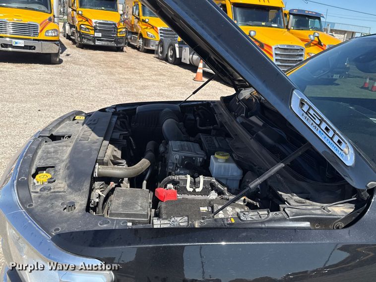 image for item ET6124 2023 RAM 1500 Big Horn Crew Cab pickup truck