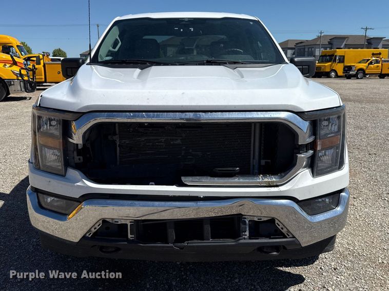 image for item ET6125 2023 Ford F150 XLT Crew Cab pickup truck
