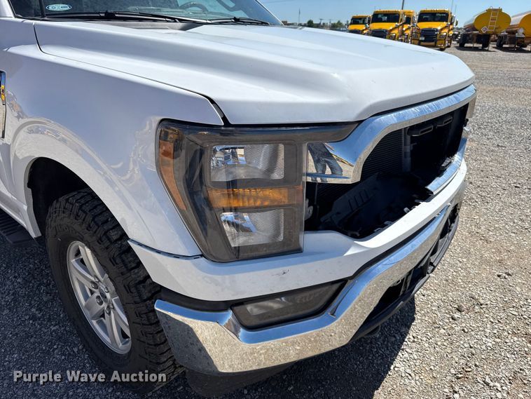 image for item ET6125 2023 Ford F150 XLT Crew Cab pickup truck