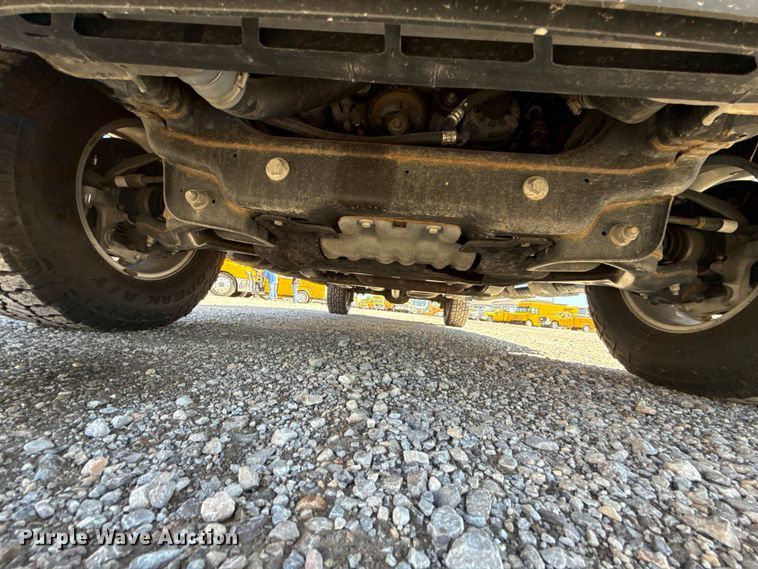 image for item ET6125 2023 Ford F150 XLT Crew Cab pickup truck