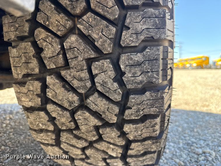 image for item ET6125 2023 Ford F150 XLT Crew Cab pickup truck