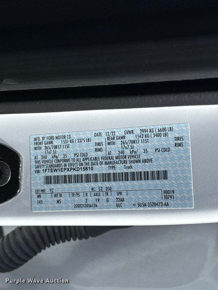 image for item ET6125 2023 Ford F150 XLT Crew Cab pickup truck