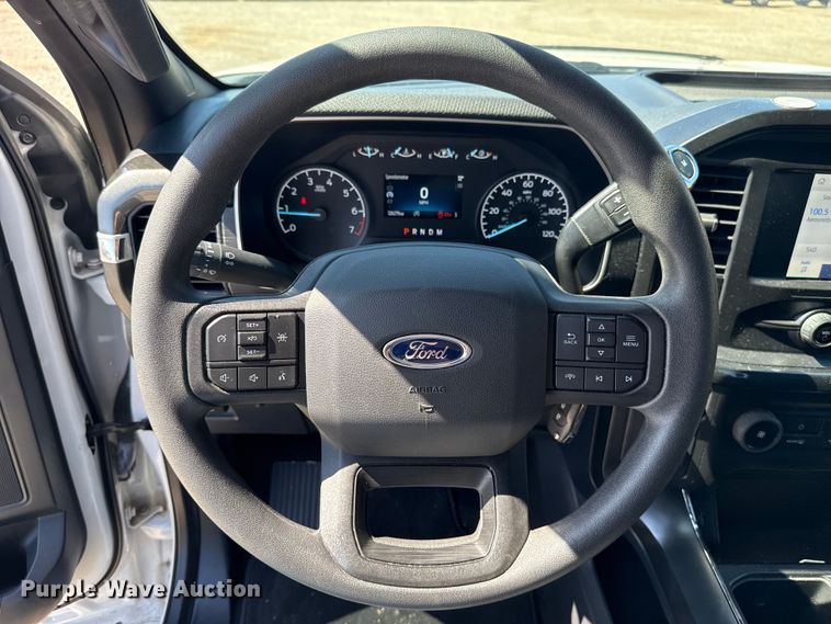 image for item ET6126 2021 Ford F150 STX Crew Cab pickup truck