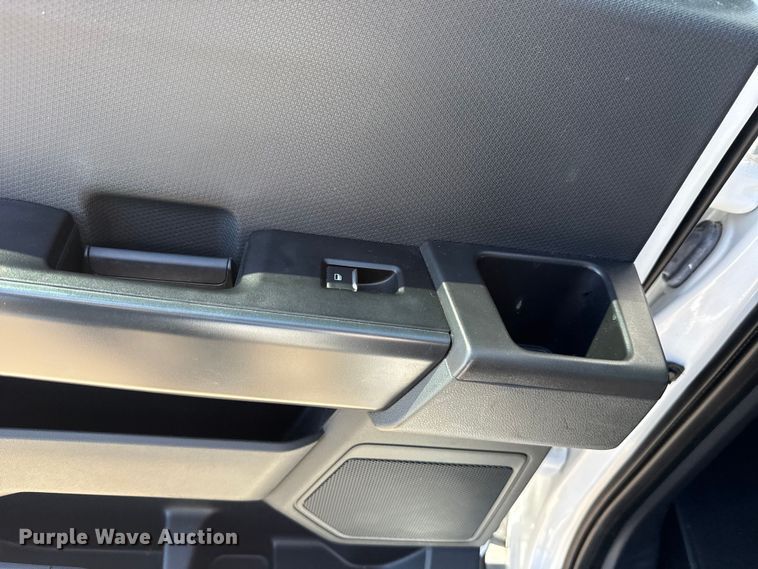 image for item ET6126 2021 Ford F150 STX Crew Cab pickup truck