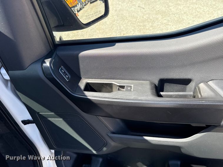 image for item ET6126 2021 Ford F150 STX Crew Cab pickup truck