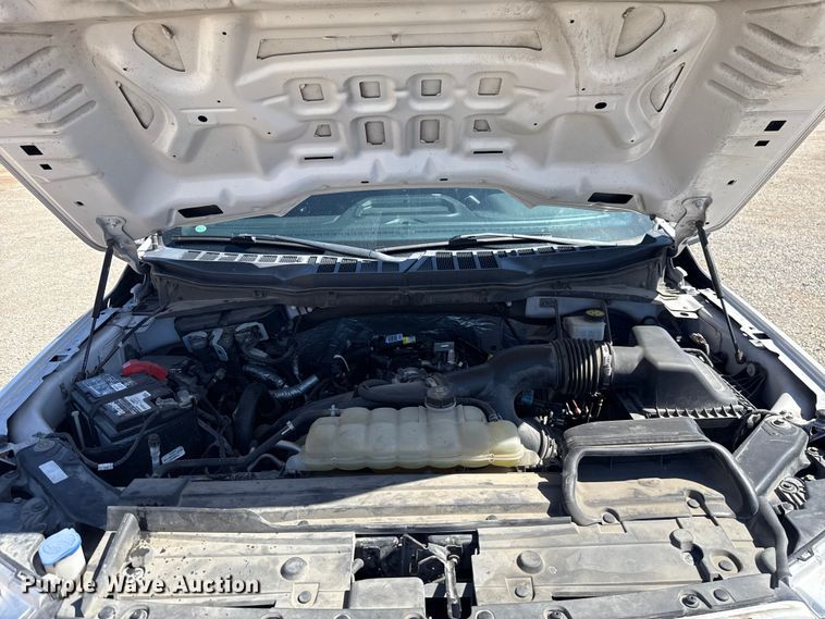 image for item ET6126 2021 Ford F150 STX Crew Cab pickup truck
