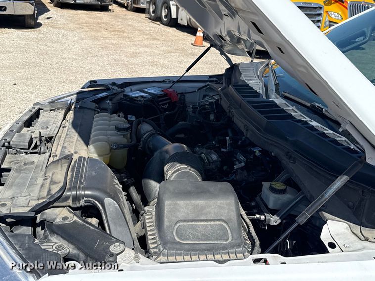 image for item ET6126 2021 Ford F150 STX Crew Cab pickup truck