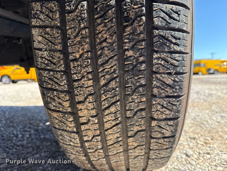 image for item ET6126 2021 Ford F150 STX Crew Cab pickup truck