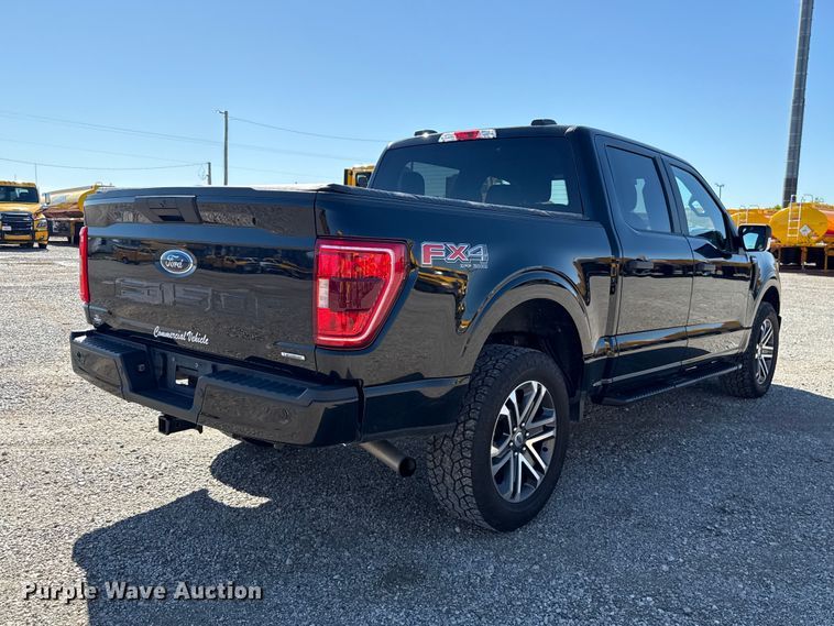 image for item ET6127 2021 Ford F150  Crew Cab pickup truck