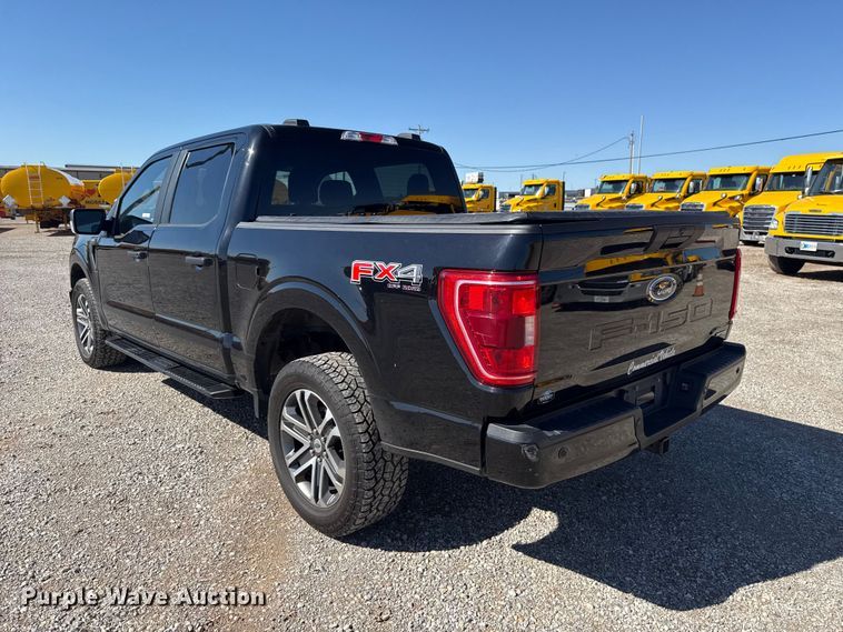 image for item ET6127 2021 Ford F150  Crew Cab pickup truck