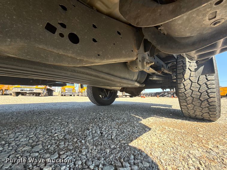 image for item ET6127 2021 Ford F150  Crew Cab pickup truck