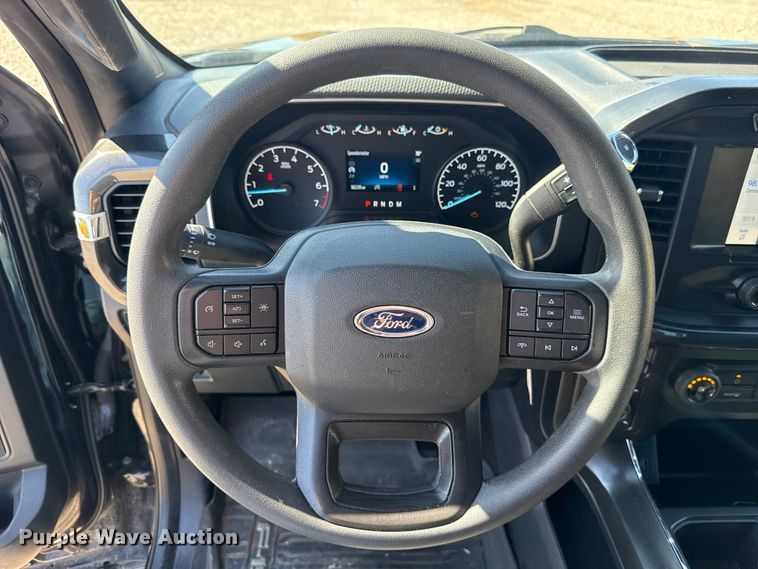 image for item ET6127 2021 Ford F150  Crew Cab pickup truck