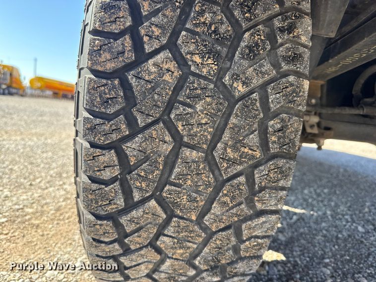 image for item ET6127 2021 Ford F150  Crew Cab pickup truck