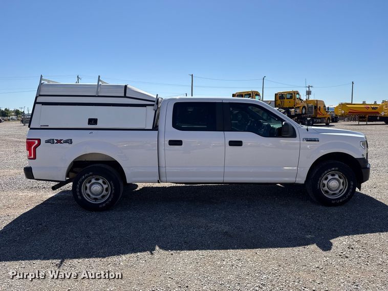 image for item ET6134 2017 Ford F150 Super Crew Crew Cab pickup truck