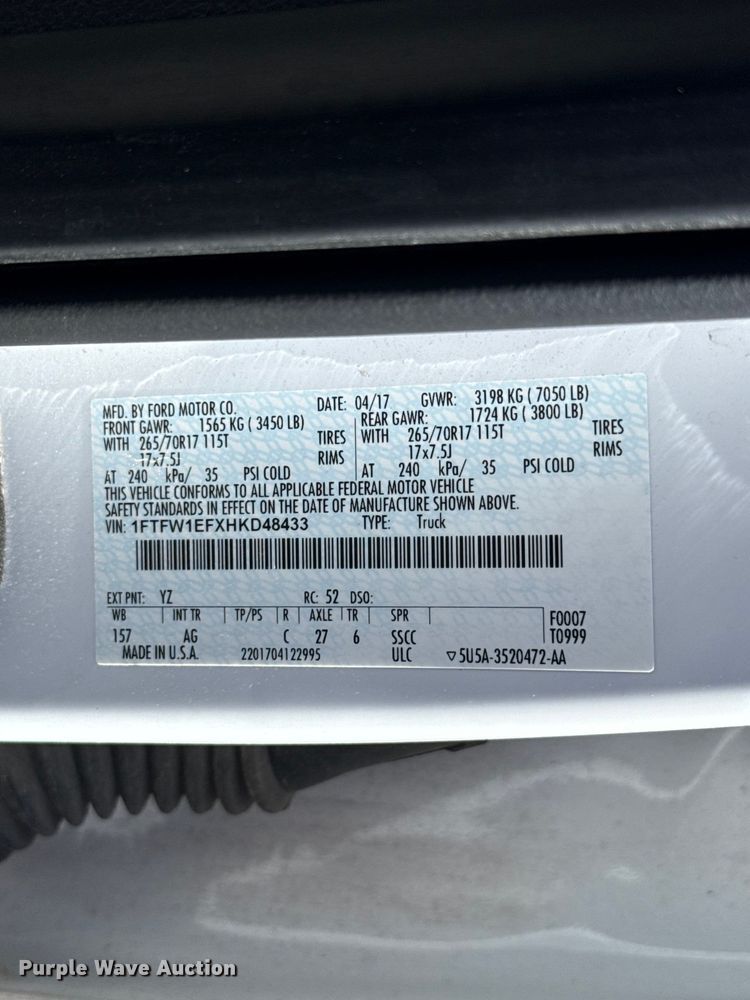 image for item ET6134 2017 Ford F150 Super Crew Crew Cab pickup truck
