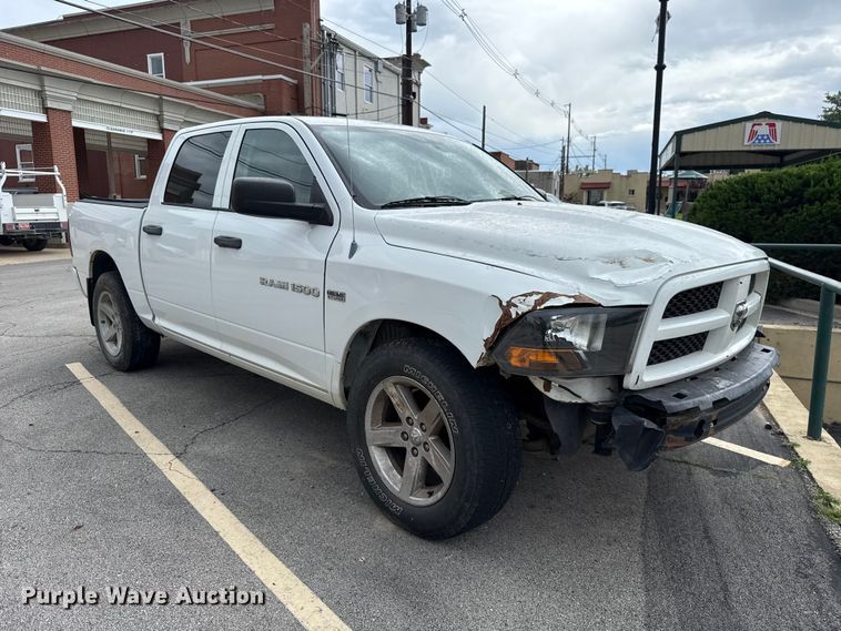 image for item ET6201 2012 Dodge Ram 1500 Crew Cab pickup truck