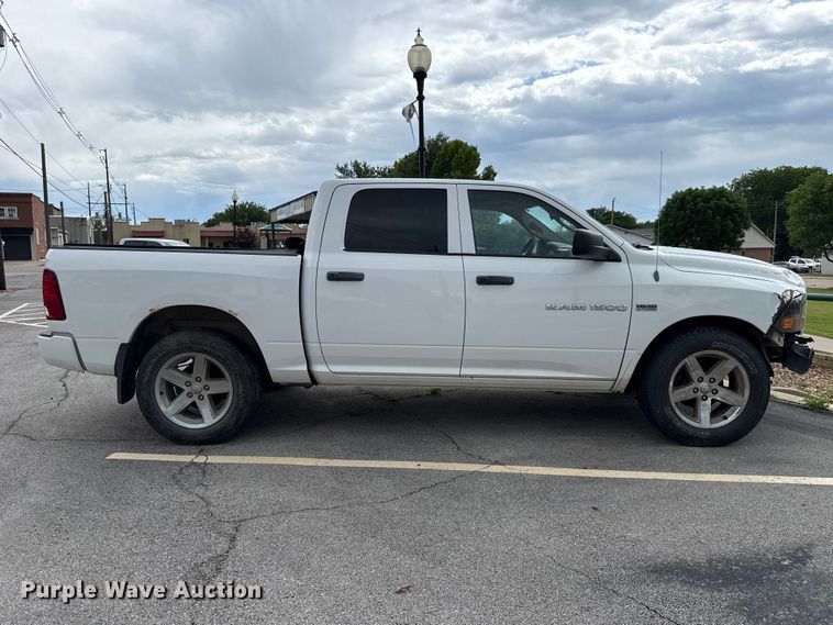 image for item ET6201 2012 Dodge Ram 1500 Crew Cab pickup truck