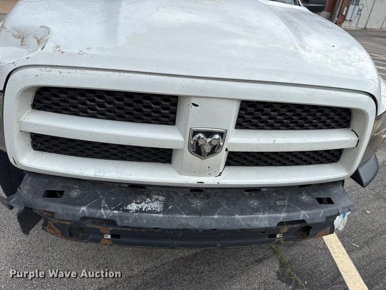 image for item ET6201 2012 Dodge Ram 1500 Crew Cab pickup truck
