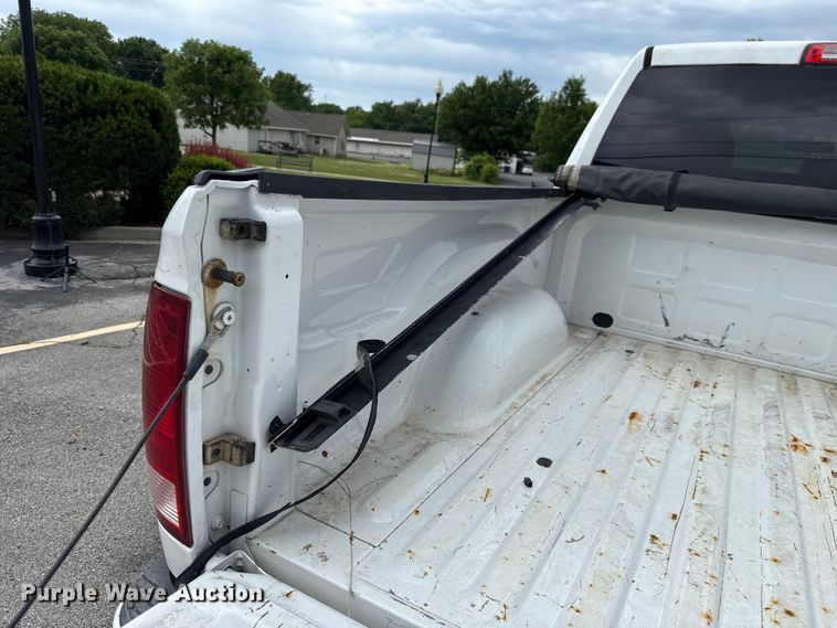 image for item ET6201 2012 Dodge Ram 1500 Crew Cab pickup truck