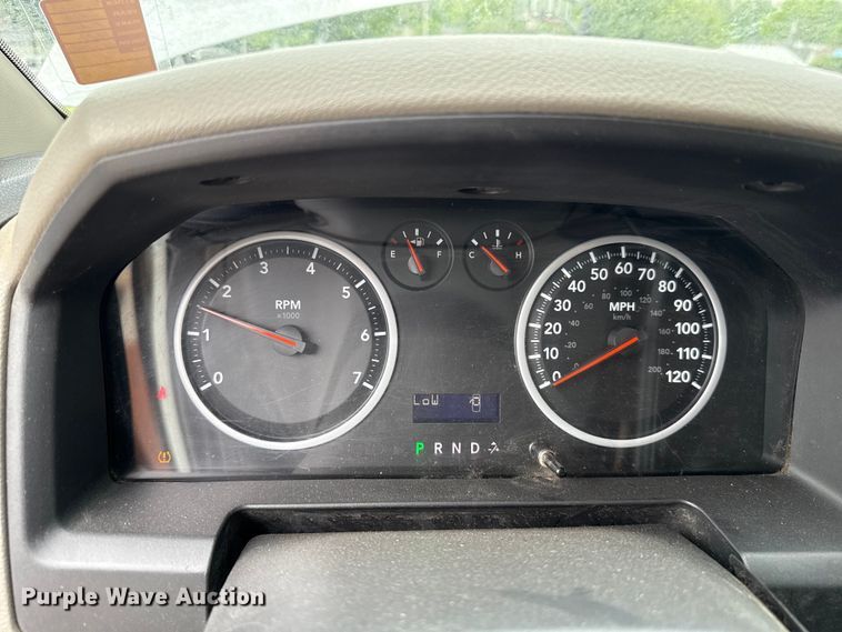 image for item ET6201 2012 Dodge Ram 1500 Crew Cab pickup truck