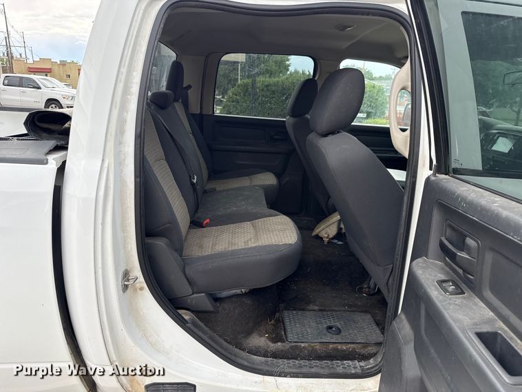 image for item ET6201 2012 Dodge Ram 1500 Crew Cab pickup truck