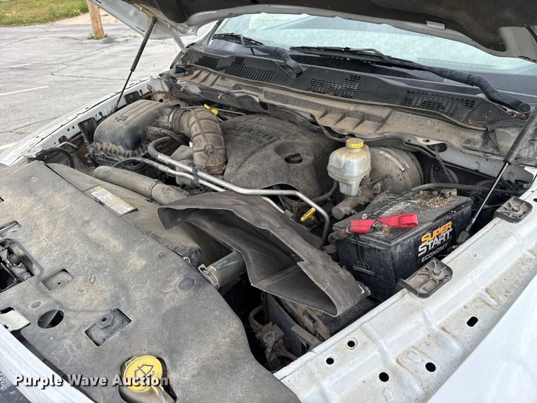 image for item ET6201 2012 Dodge Ram 1500 Crew Cab pickup truck