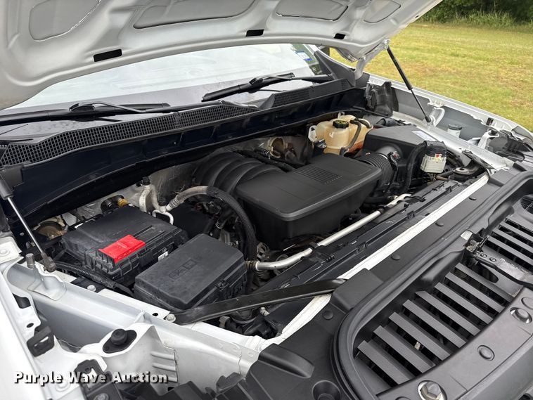 image for item ET6218 2019 Chevrolet Silverado 1500 Ext. Cab pickup truck