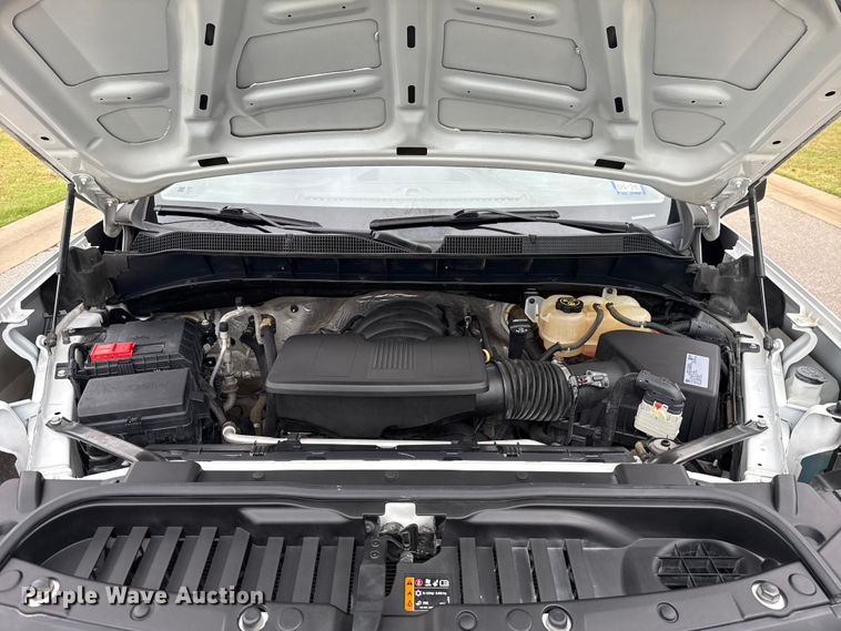 image for item ET6218 2019 Chevrolet Silverado 1500 Ext. Cab pickup truck