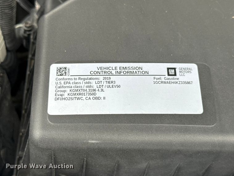 image for item ET6218 2019 Chevrolet Silverado 1500 Ext. Cab pickup truck