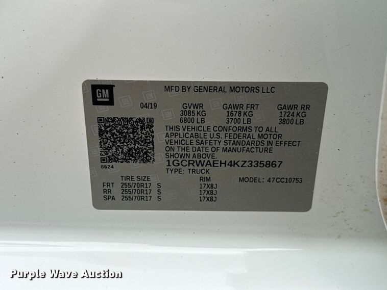 image for item ET6218 2019 Chevrolet Silverado 1500 Ext. Cab pickup truck