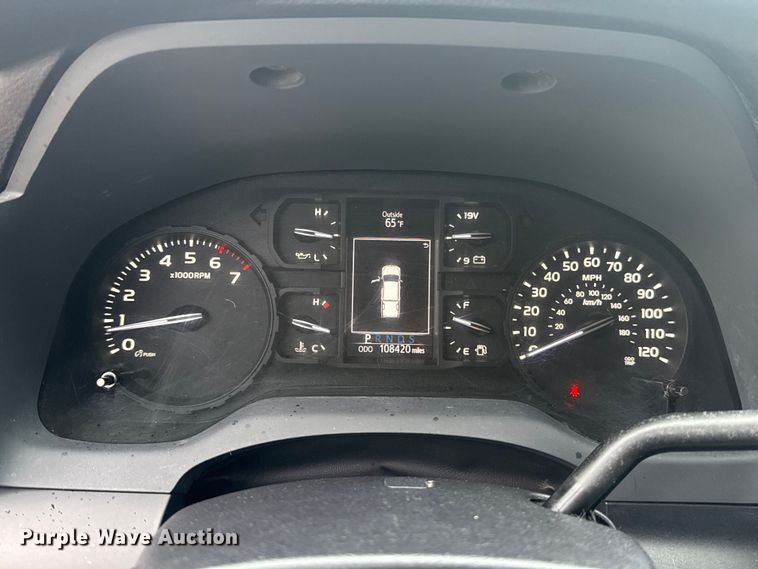 image for item ET6219 2020 Toyota Tundra pickup truck