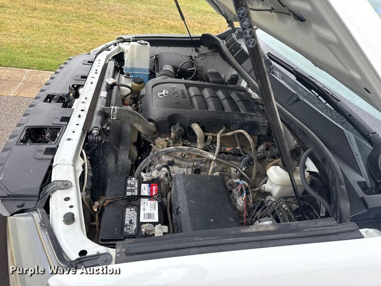 image for item ET6219 2020 Toyota Tundra pickup truck