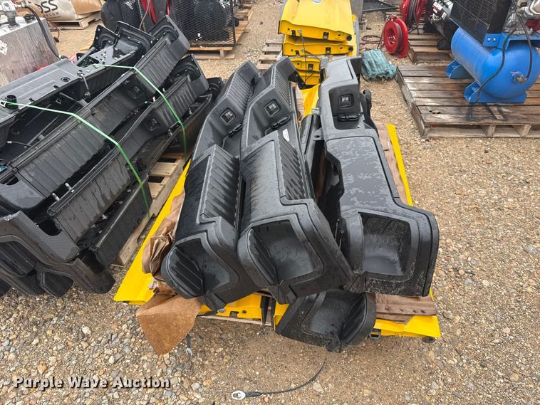 image for item ET6226 Pickup truck parts