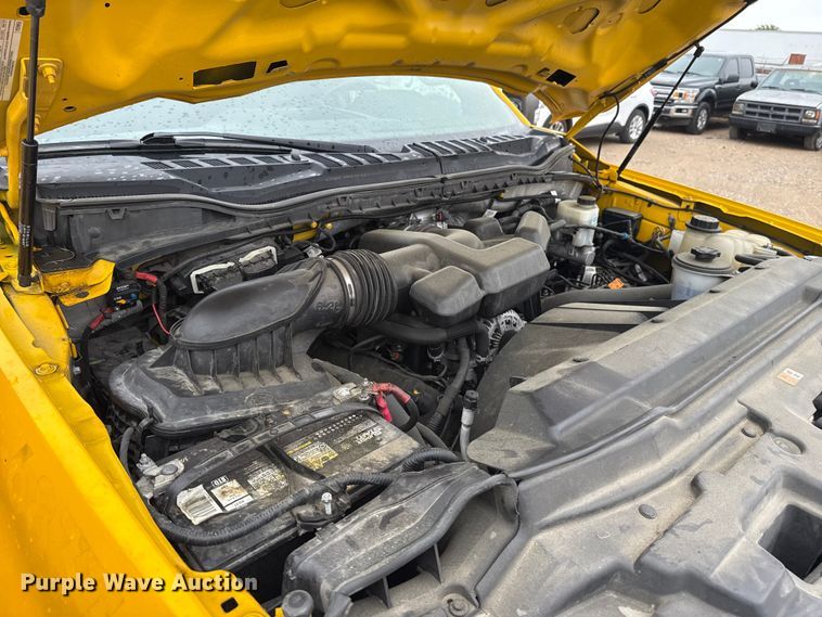 image for item ET6234 2019 Ford F350 Super Duty utility bed pickup truck