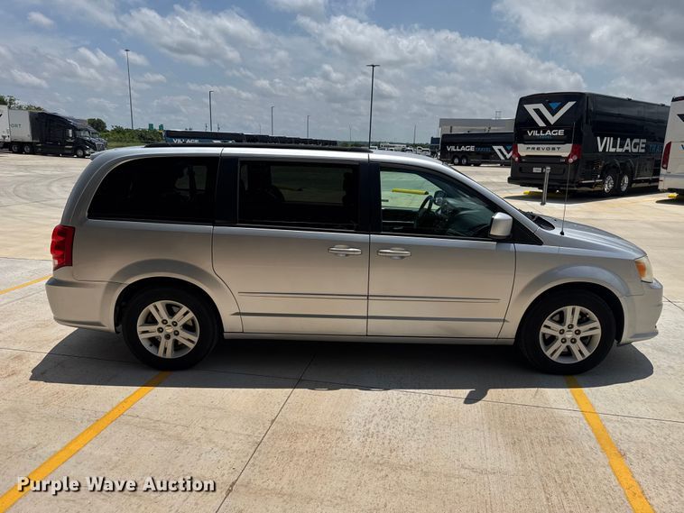 image for item ET6241 2012 Dodge Grand Caravan van