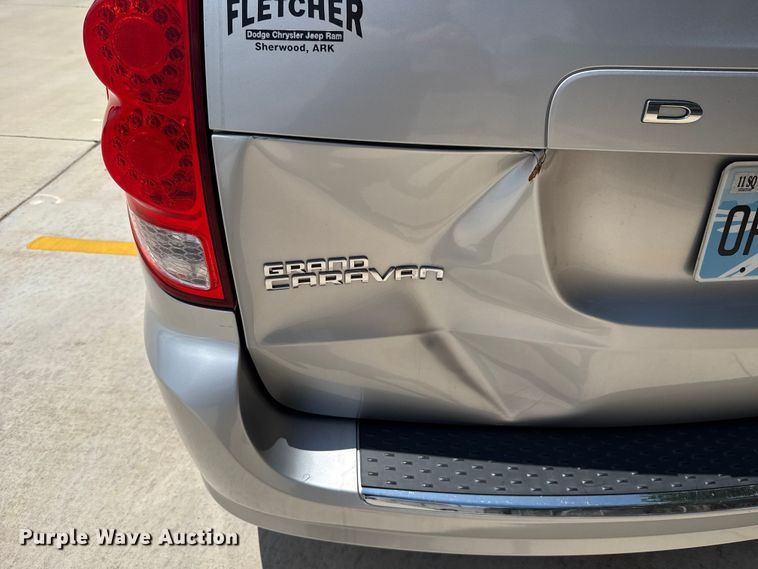 image for item ET6241 2012 Dodge Grand Caravan van