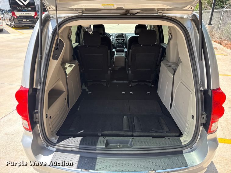 image for item ET6241 2012 Dodge Grand Caravan van