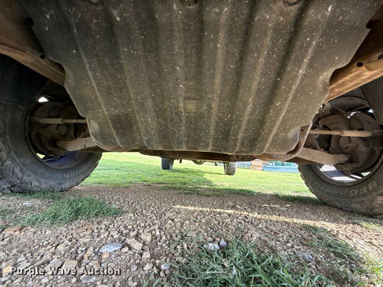 image for item ET6250 2013 Chevrolet Silverado 1500 pickup truck