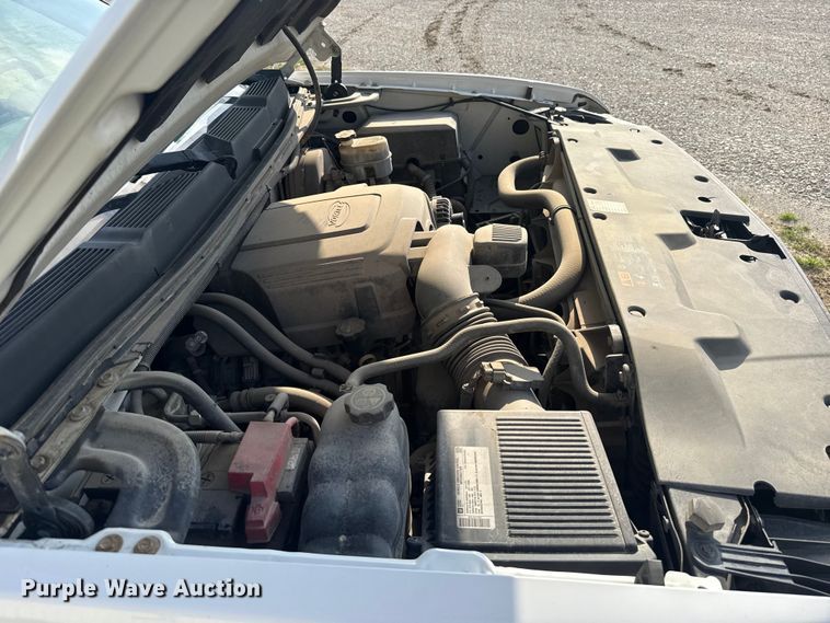 image for item ET6250 2013 Chevrolet Silverado 1500 pickup truck