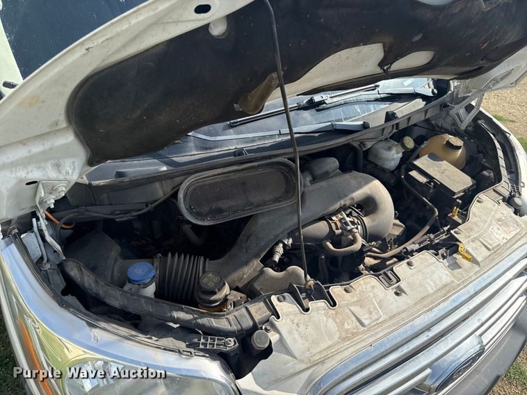 image for item ET6251 2018 Ford Transit 250 van