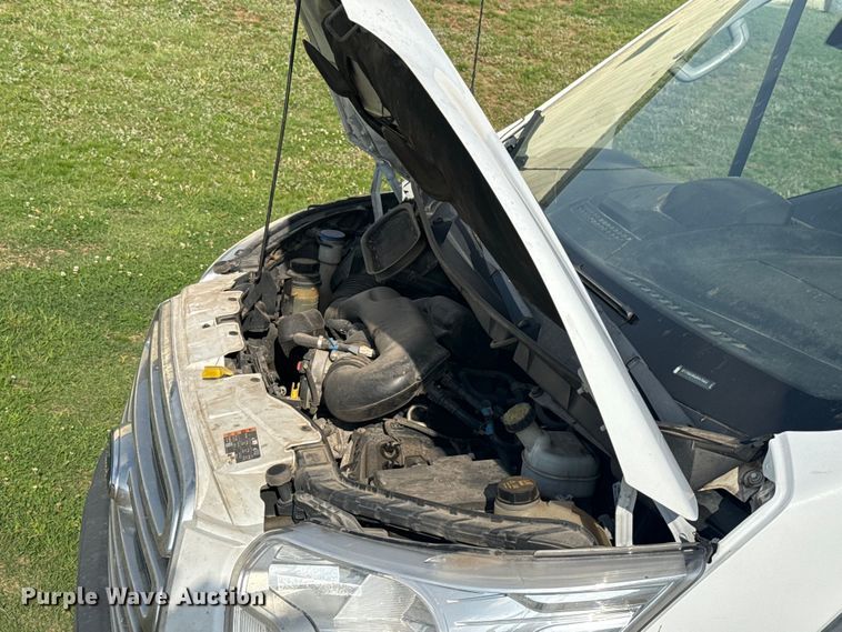 image for item ET6251 2018 Ford Transit 250 van
