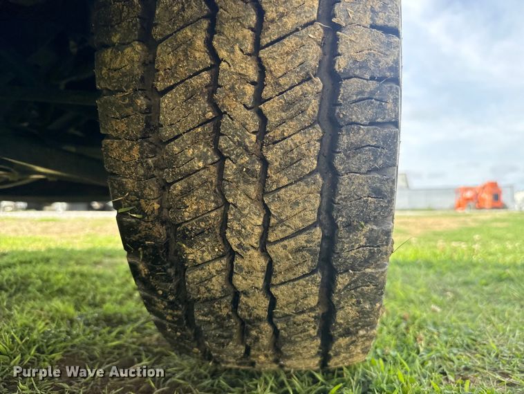 image for item ET6251 2018 Ford Transit 250 van