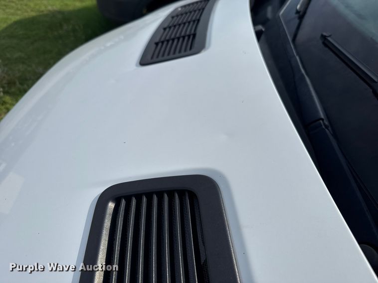 image for item ET6252 2018 Ford Transit 250 van