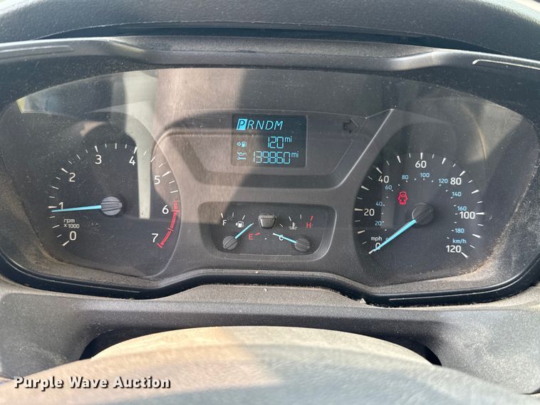 image for item ET6252 2018 Ford Transit 250 van