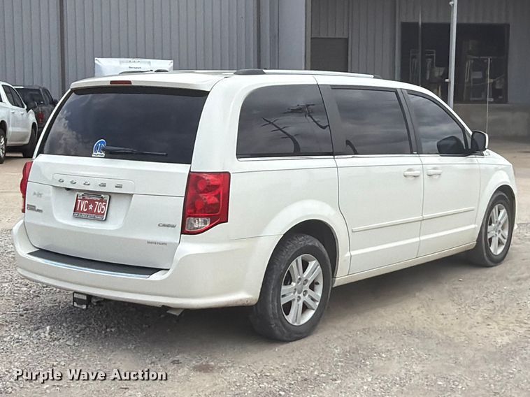 image for item ET6253 2013 Dodge Grand Caravan van