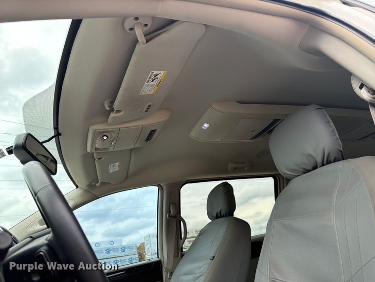 image for item ET6253 2013 Dodge Grand Caravan van