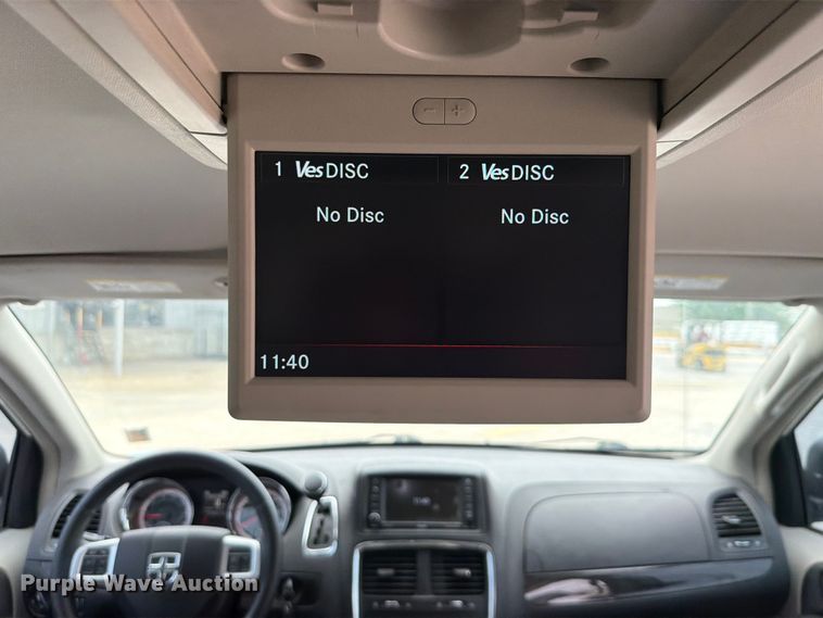 image for item ET6253 2013 Dodge Grand Caravan van