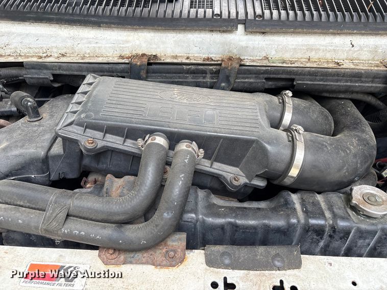 image for item EU0598 1996 Ford E-350 Flatbed van